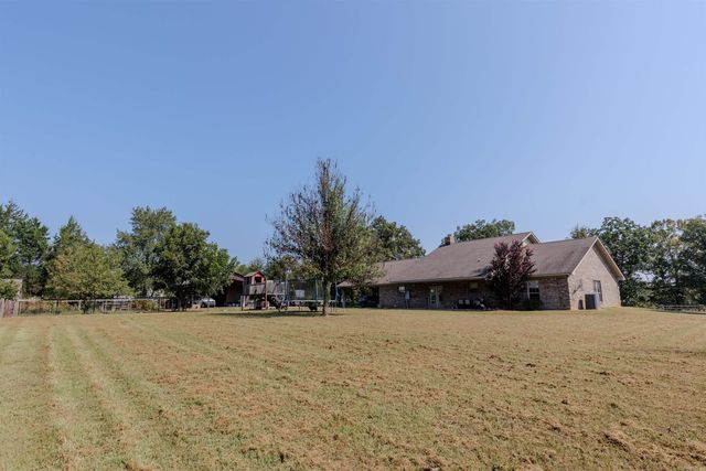 65 Wallace Bridge Road, Perryville, AR 72126