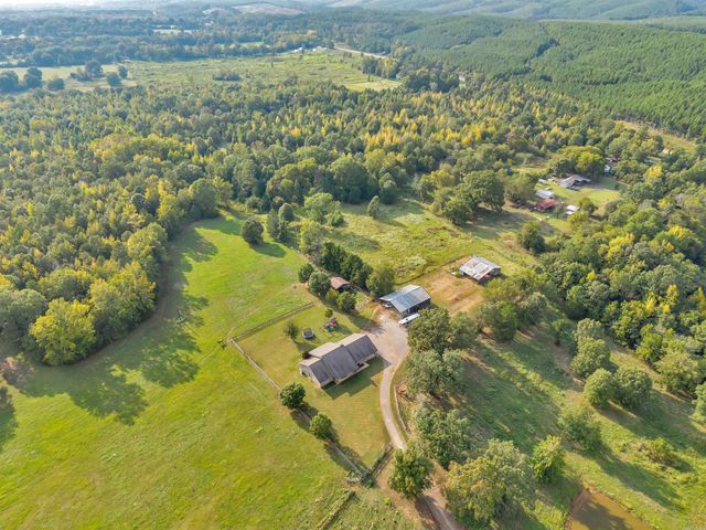 65 Wallace Bridge Road, Perryville, AR 72126