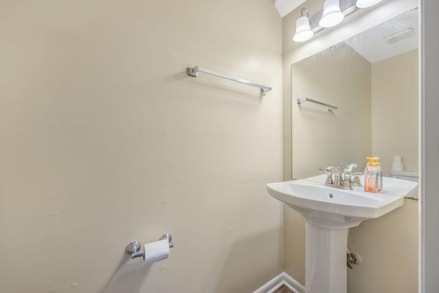 2402 Briggs Avenue, Chattanooga, TN 37415