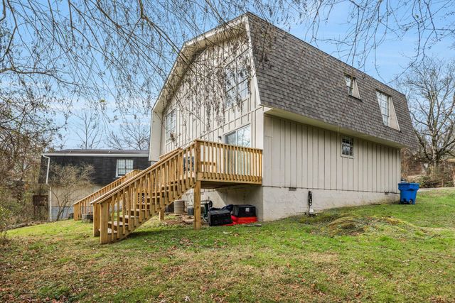 2402 Briggs Avenue, Chattanooga, TN 37415