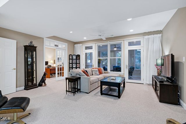 81008 Alexander, Chapel Hill, NC 27517