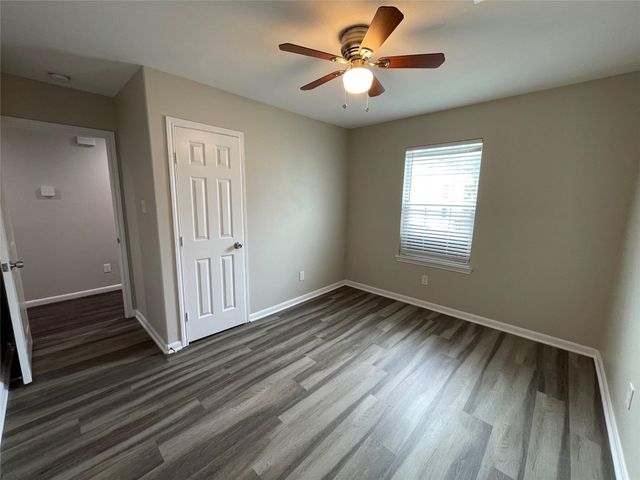 3340 Simmons Street, Houston, TX 77004