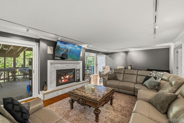 442 Forestview Drive, Amherst, NY 14221