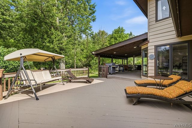 442 Forestview Drive, Amherst, NY 14221