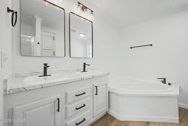 10460 W Mars Road, Tucson, AZ 85743
