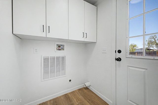 10460 W Mars Road, Tucson, AZ 85743