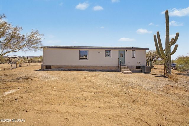 10460 W Mars Road, Tucson, AZ 85743