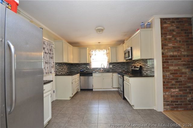 6432 Milford Road, Fayetteville, NC 28303