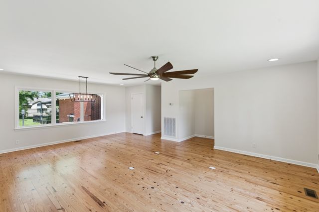 240 Joyce Ave, Lewisburg, TN 37091