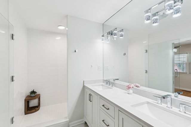 240 Joyce Ave, Lewisburg, TN 37091