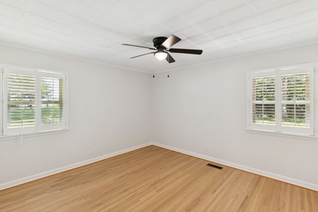 240 Joyce Ave, Lewisburg, TN 37091