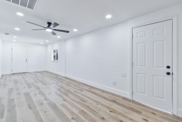 4543 E Inyo Street, Fresno, CA 93702