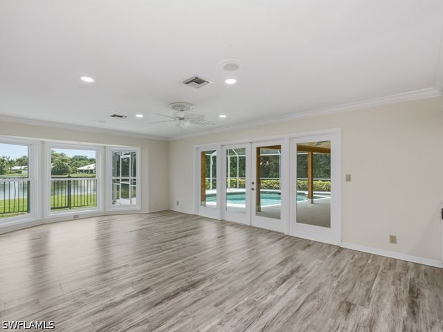 740 Bald Eagle DR 40, Naples, FL 34105