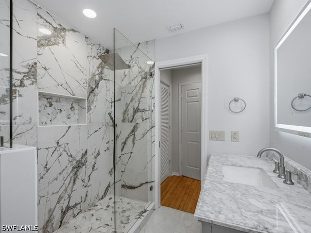 740 Bald Eagle DR 40, Naples, FL 34105