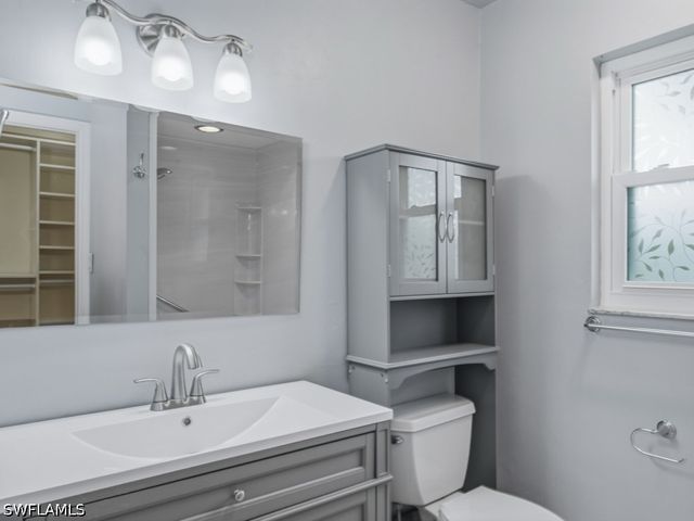 740 Bald Eagle DR 40, Naples, FL 34105
