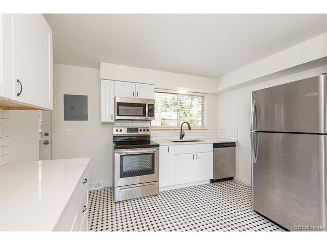 1331 Xanadu St, Aurora, CO 80011