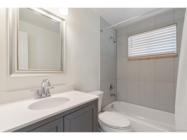 1331 Xanadu St, Aurora, CO 80011