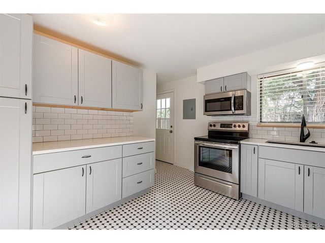 1331 Xanadu St, Aurora, CO 80011