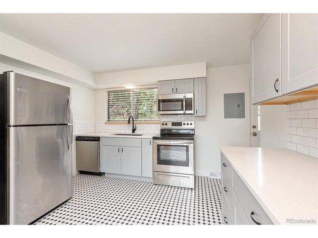 1331 Xanadu St, Aurora, CO 80011