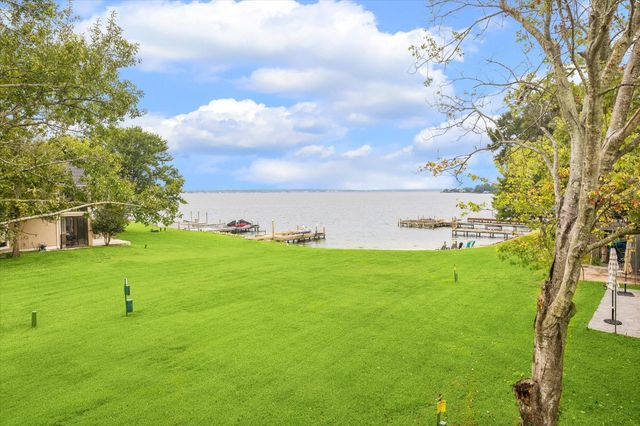 14527 Clipper Circle Drive, Willis, TX 77318