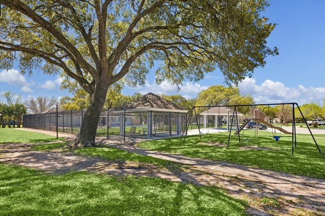 14527 Clipper Circle Drive, Willis, TX 77318