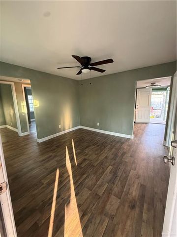 1009 S Dakota Street, Harlingen, TX 78552