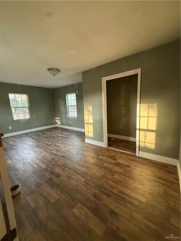 1009 S Dakota Street, Harlingen, TX 78552