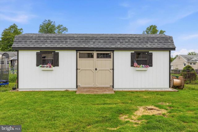 1204 LYNDA LN, Warminster, PA 18974