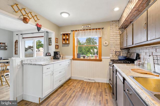 1204 LYNDA LN, Warminster, PA 18974