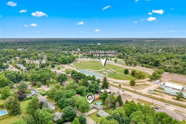 61 Charles Street, Hillsdale, MI 49242