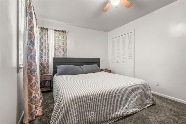 61 Charles Street, Hillsdale, MI 49242
