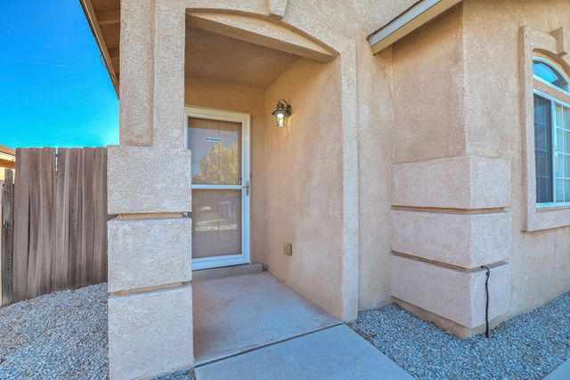 6016 Celestial Avenue NW, Albuquerque, NM 87114