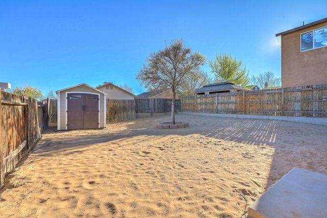 6016 Celestial Avenue NW, Albuquerque, NM 87114