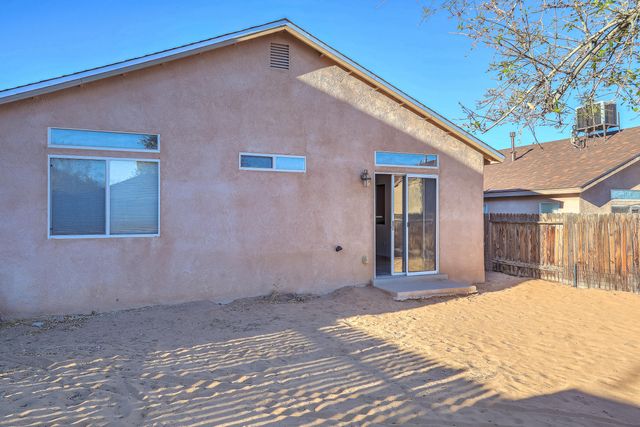 6016 Celestial Avenue NW, Albuquerque, NM 87114