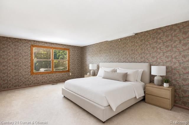 31259 Applewood Lane, Farmington, MI 48331