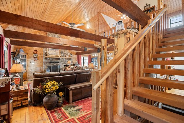 2308 Senate Loop, Horseshoe Bend, AR 72512