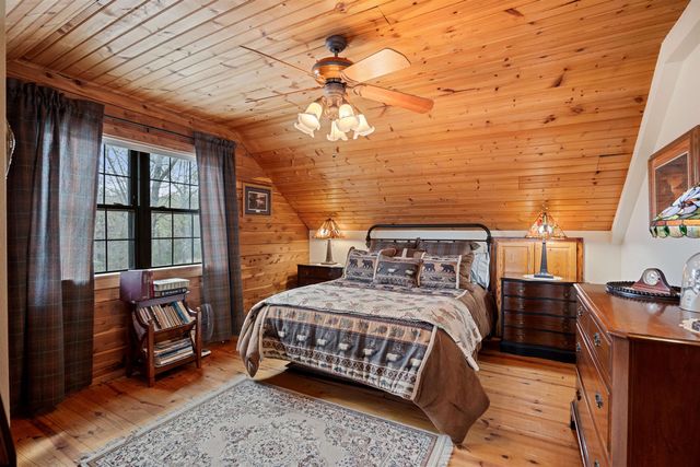 2308 Senate Loop, Horseshoe Bend, AR 72512