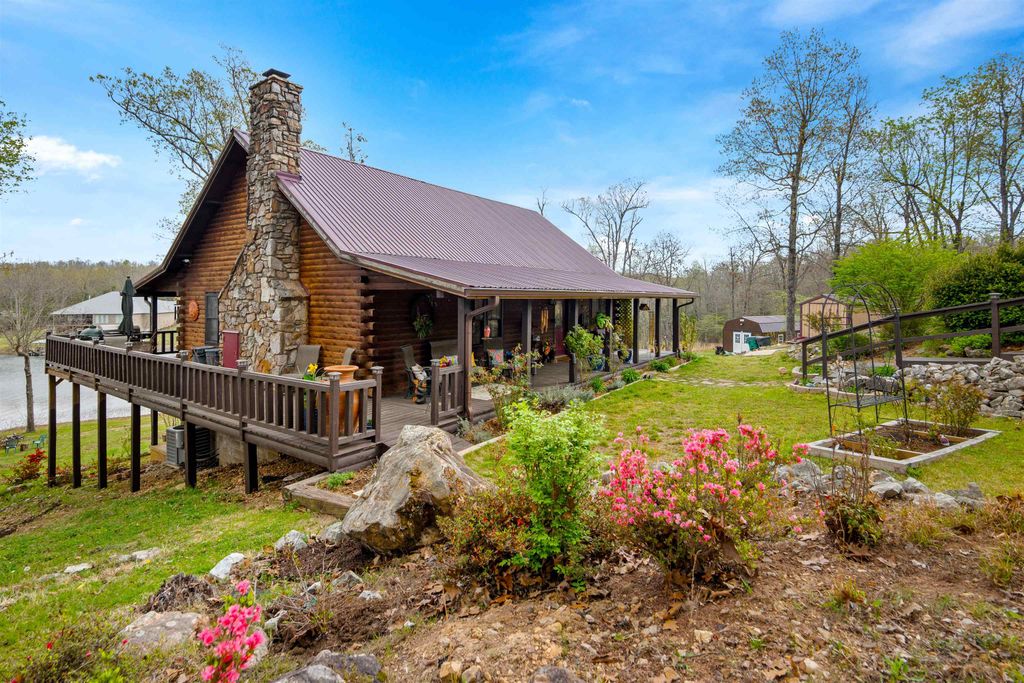 2308 Senate Loop, Horseshoe Bend, AR 72512