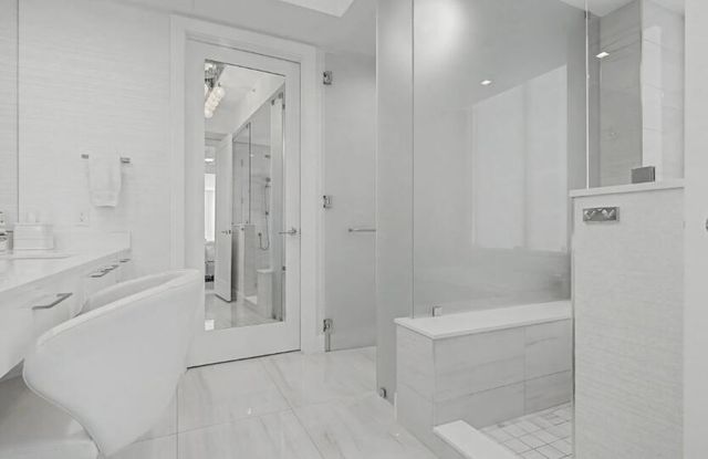 3 Water Club Way 1201, North Palm Beach, FL 33408