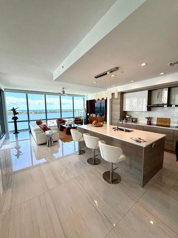 3 Water Club Way 1201, North Palm Beach, FL 33408