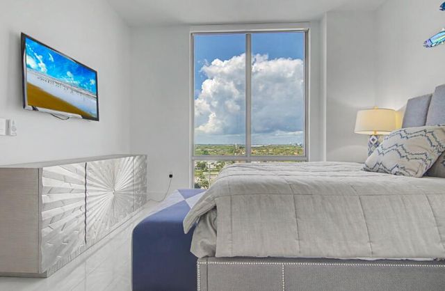 3 Water Club Way 1201, North Palm Beach, FL 33408