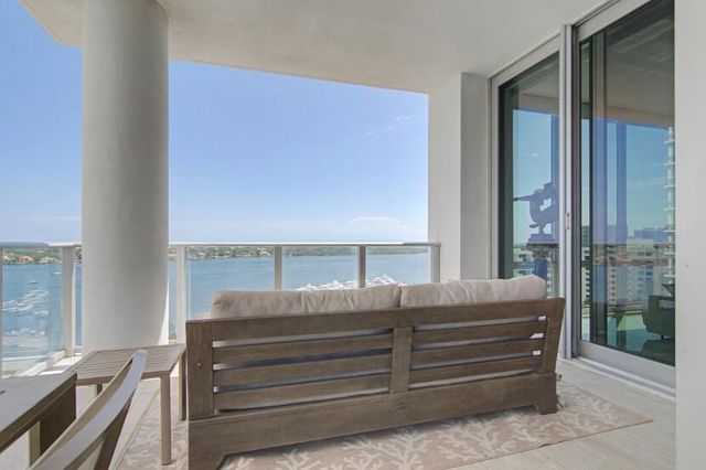 3 Water Club Way 1201, North Palm Beach, FL 33408