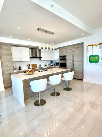 3 Water Club Way 1201, North Palm Beach, FL 33408