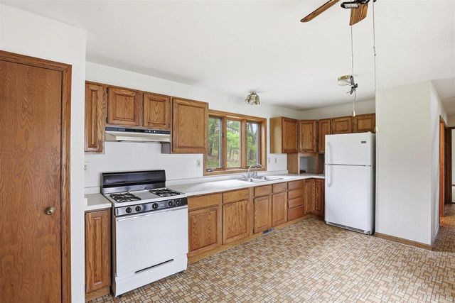 N5367 15TH DRIVE, Wild Rose, WI 54984