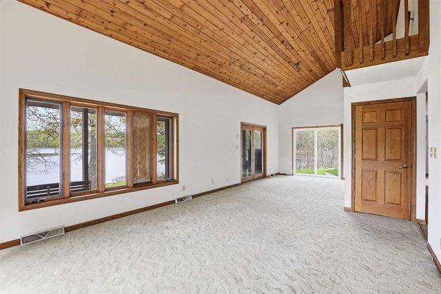 N5367 15TH DRIVE, Wild Rose, WI 54984