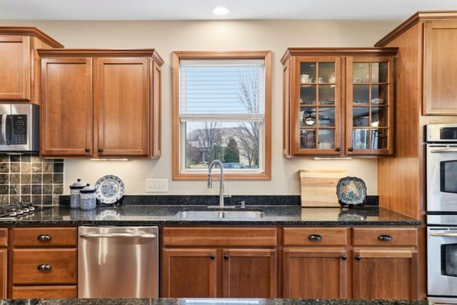 6316 Troy Lane N, Maple Grove, MN 55311