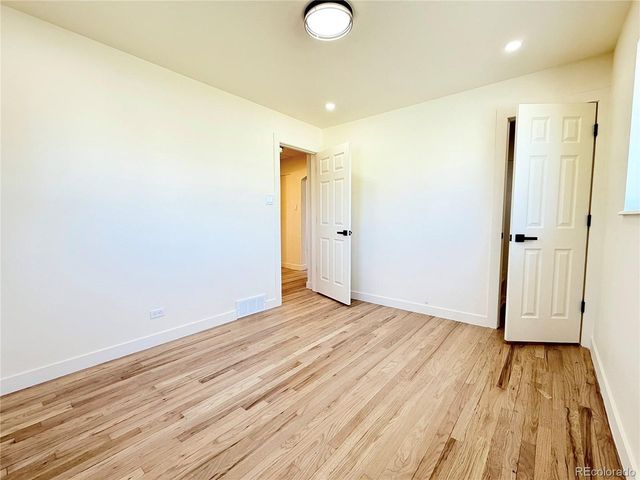 3280 Leyden St, Denver, CO 80207