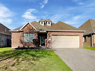 10224 Forest Glade Court, Conroe, TX 77385