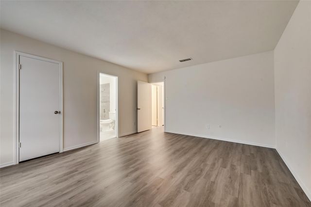 510 Damon Drive, Grand Prairie, TX 75052