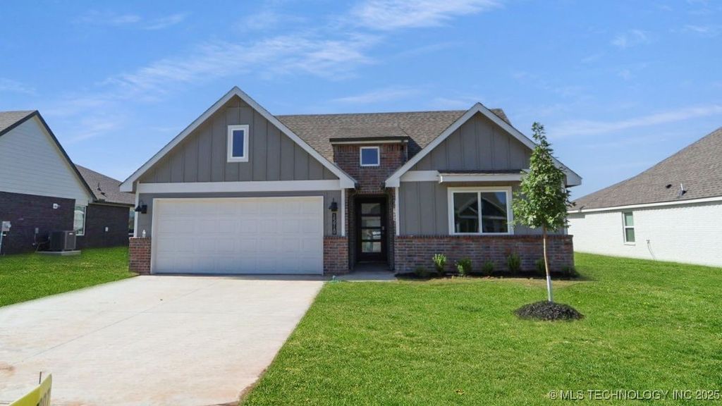 15910 E 75th Street North, Owasso, OK 74055